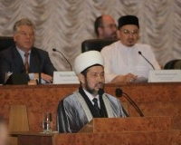 Выступает муфтий республики Татарстан Гусман-хазрат Исхаков.